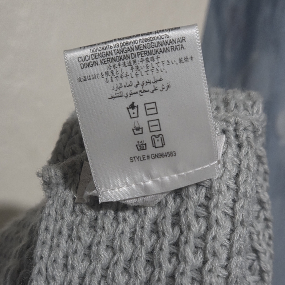 Bcbgeneration Light Gray Knit Infinity Scarf - image 6